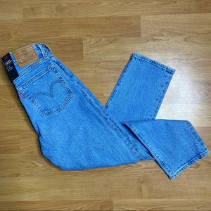 NWT Levi’s Wedgie Straight Premium Denim